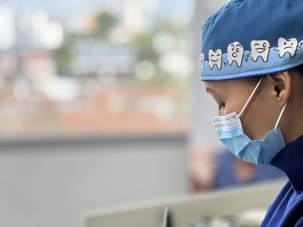 Dr. Manuel Zafra - Ortodoncista - Invisalign Doctor